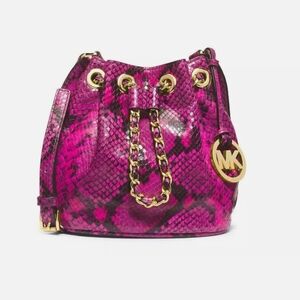 NWT Michael Kors Mini Frankie Drawstrin Crossbody Bag Embossed Leather Raspberry
